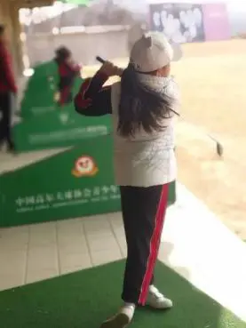 篮球教练如何帮助球员理解规则的重要性?_0